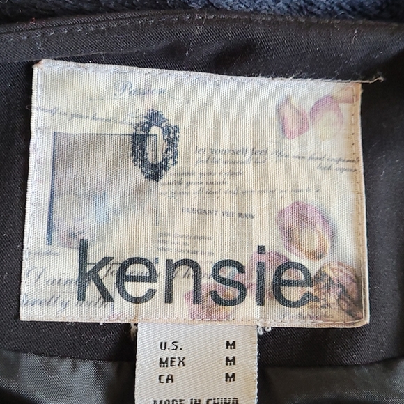 Both Pieces ◇Kenzie cropped jacket and Charlie Paige V-neck blouse - Picture 4 of 6